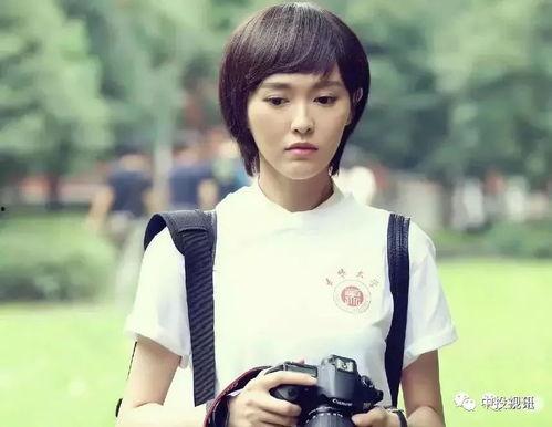 女配吃瓜娱乐圈文,娱乐圈女配的甜蜜瓜田之旅